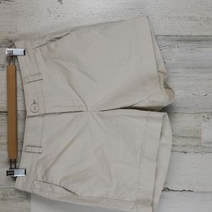 Dockers cream bone khaki flat front zipup shorts classic Size 6